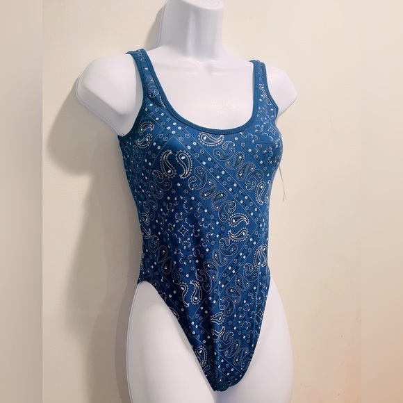 Isaac Morris Women's Size XS Blue Indigo Bandana Graphic Bodysuit - Picture 10 of 12